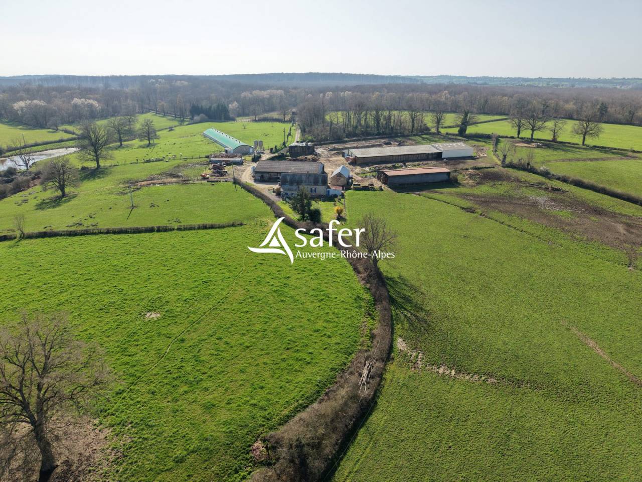 Azienda avicola In vendita Allier