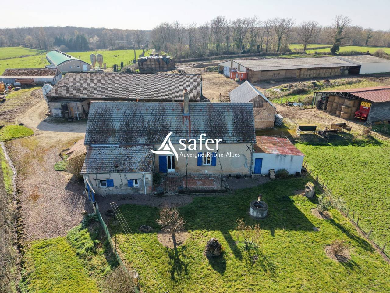 Azienda avicola In vendita Allier
