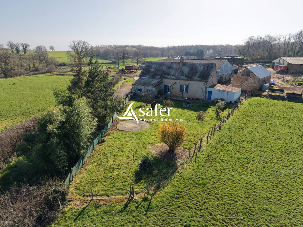 Azienda avicola In vendita Allier