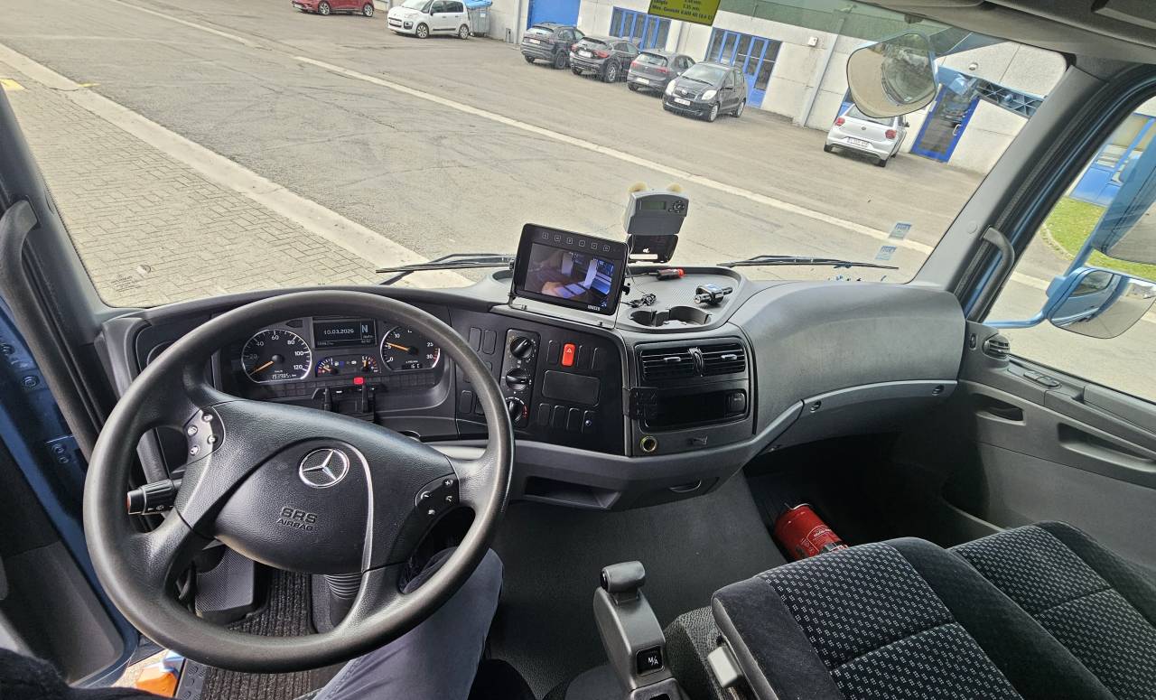 Camion per Cavalli Mercedes ATEGO 2013 Occasione