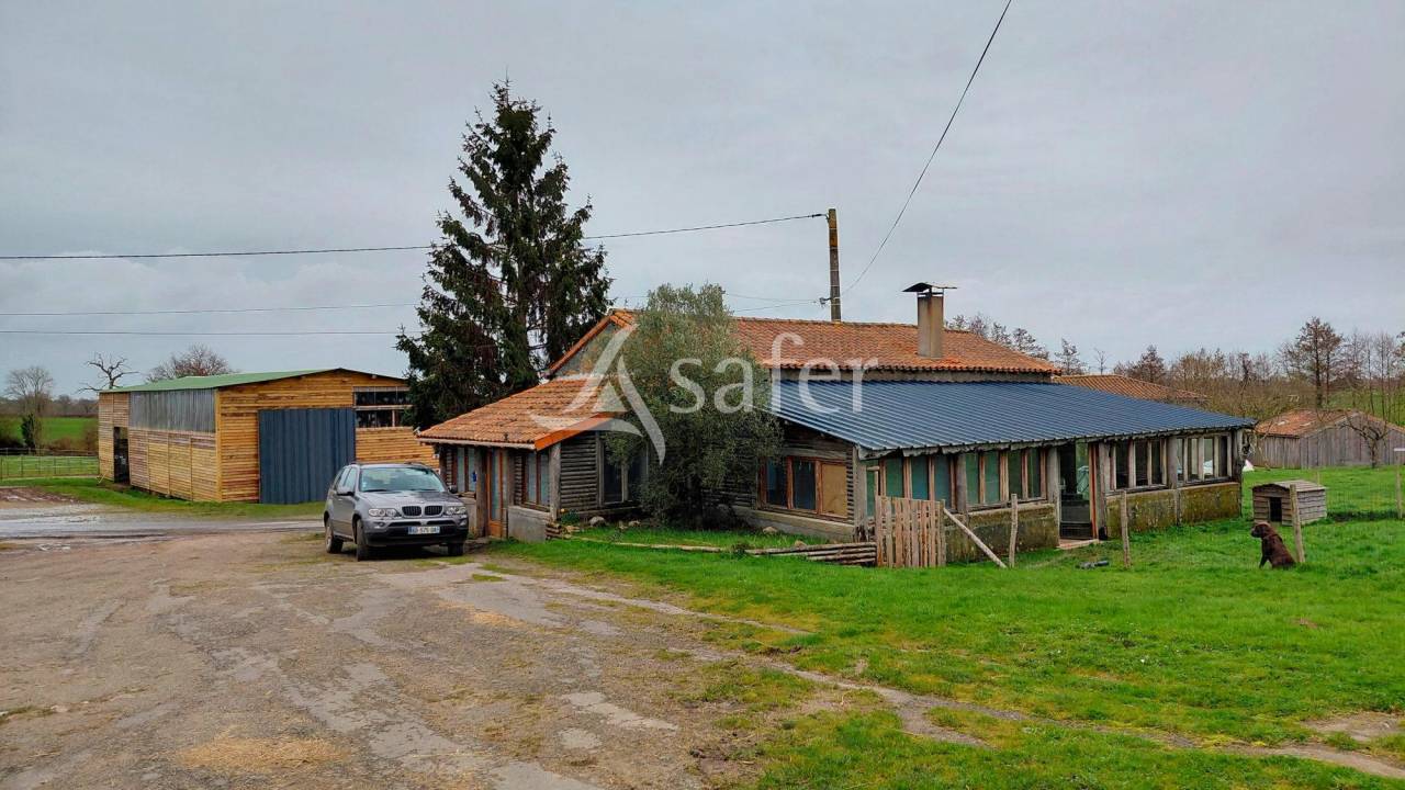 Propriet&agrave; equestre In vendita Deux-S&egrave;vres