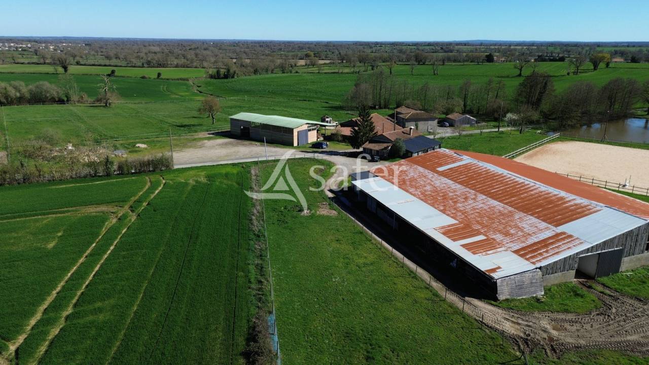 Propriet&agrave; equestre In vendita Deux-S&egrave;vres