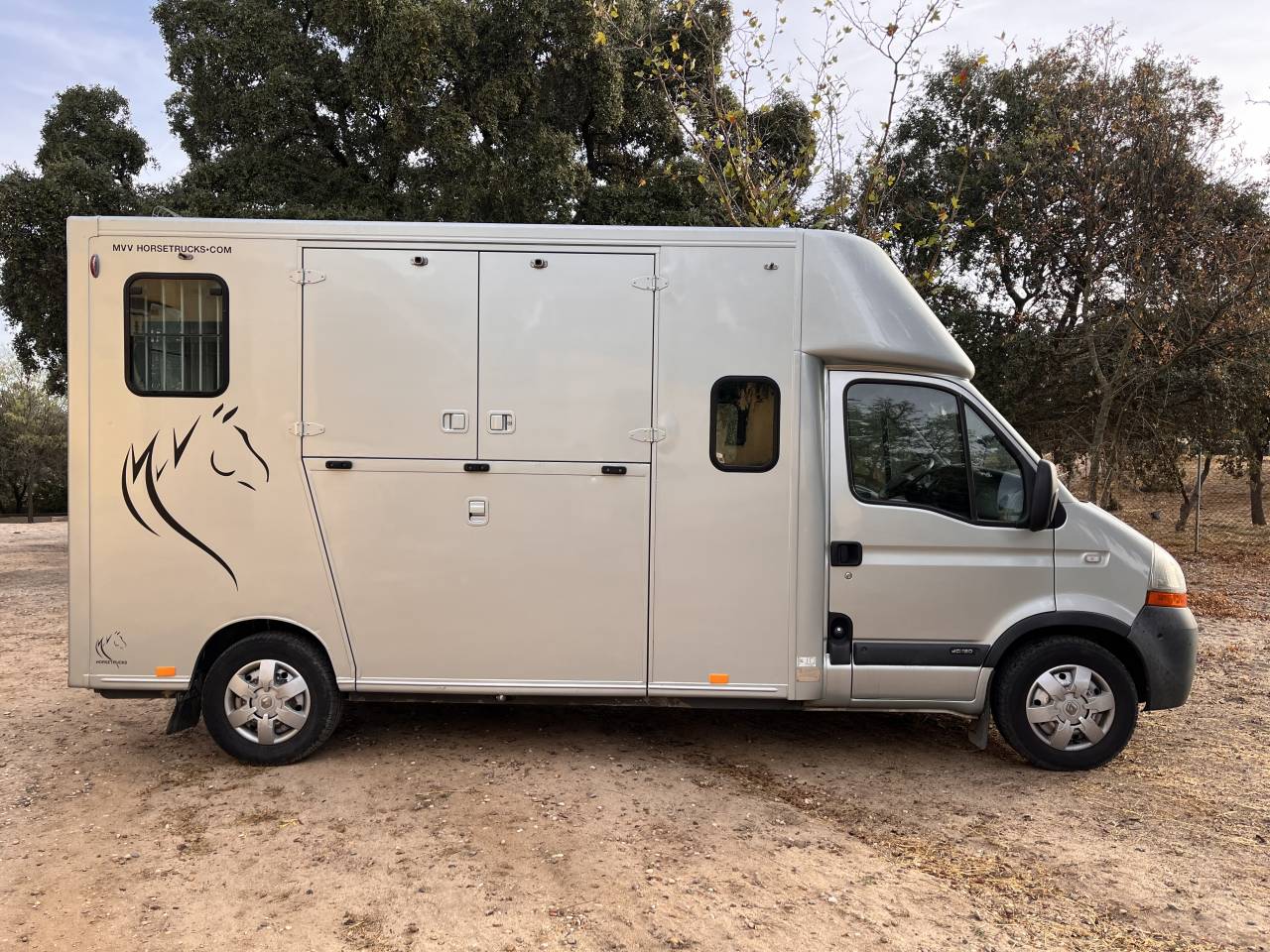 Van per Cavalli Renault Master 2007 Occasione