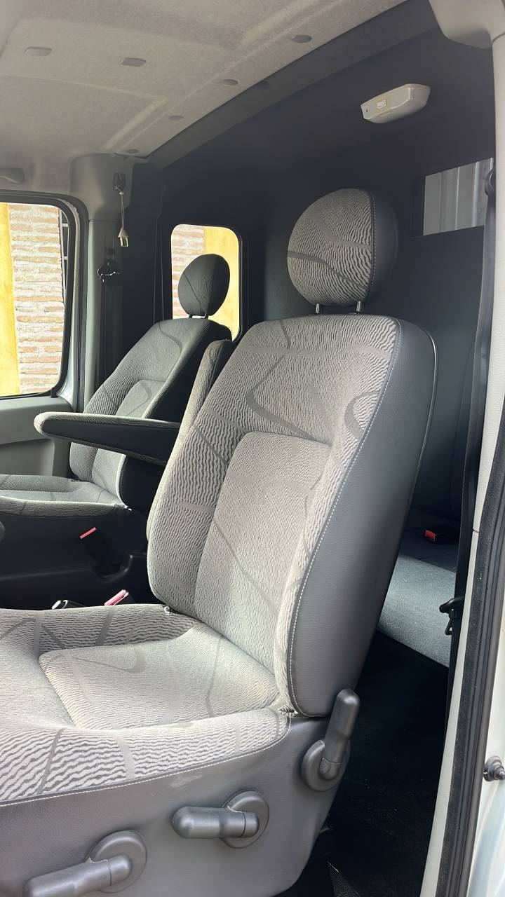 Van per Cavalli Renault Master 2007 Occasione