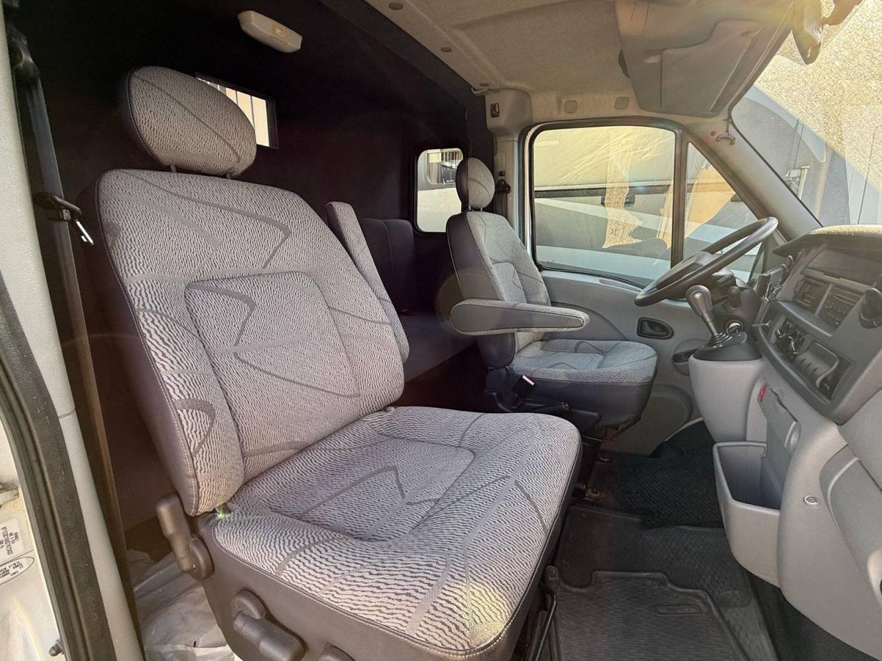 Van per Cavalli Renault Master 2007 Occasione