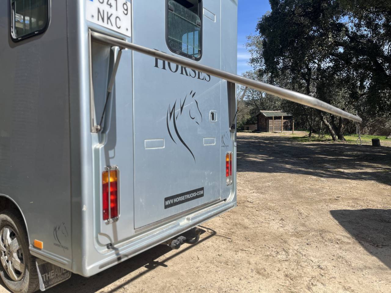 Van per Cavalli Renault Master 2007 Occasione