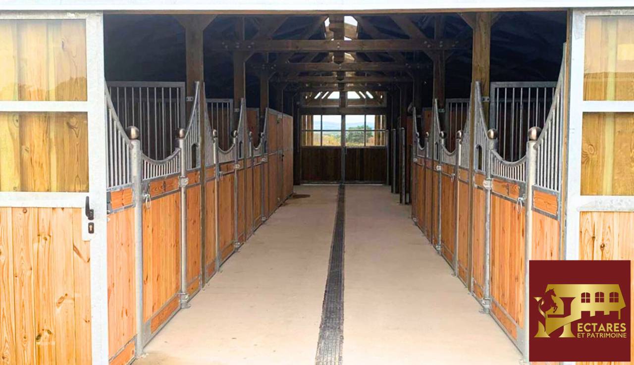 Propriet&agrave; equestre In vendita Sa&ocirc;ne-et-Loire