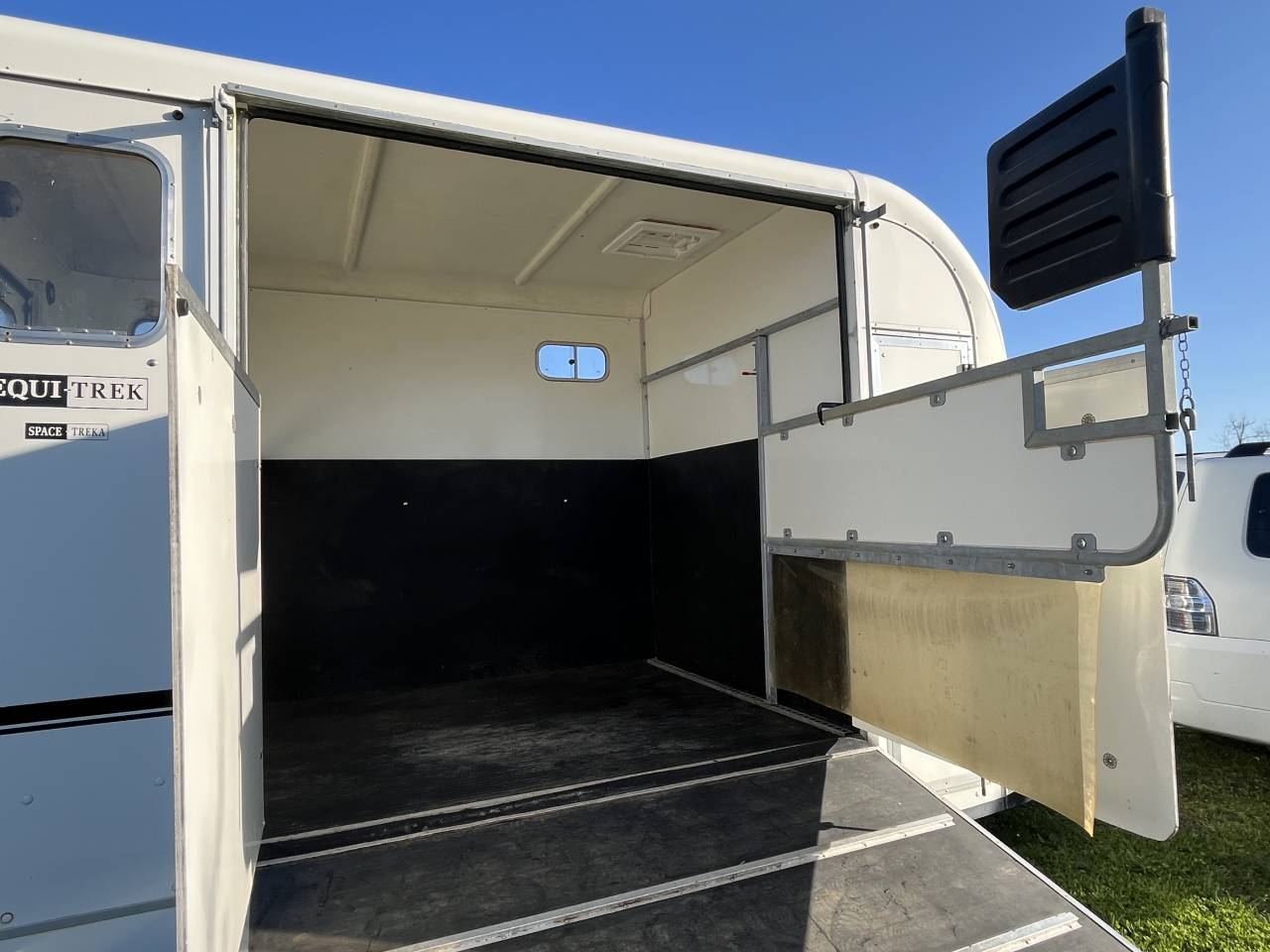 Trailer Equi-Trek LTD SPL 1 2 Cavalli 2014 Occasione
