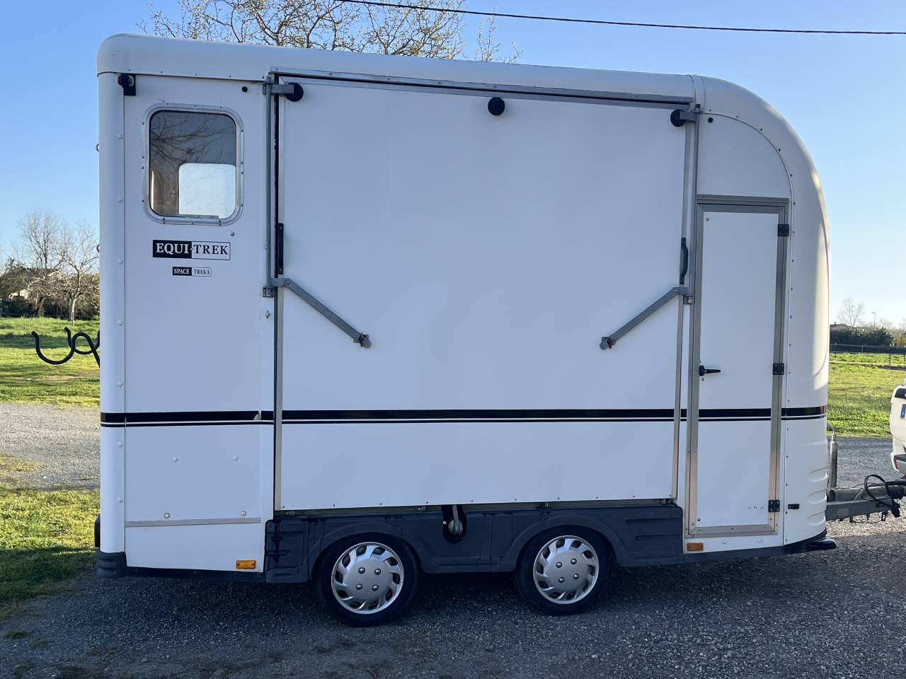Trailer Equi-Trek LTD SPL 1 2 Cavalli 2014 Occasione