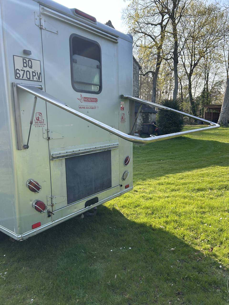 Van per Cavalli Renault Master 2 2006 Occasione