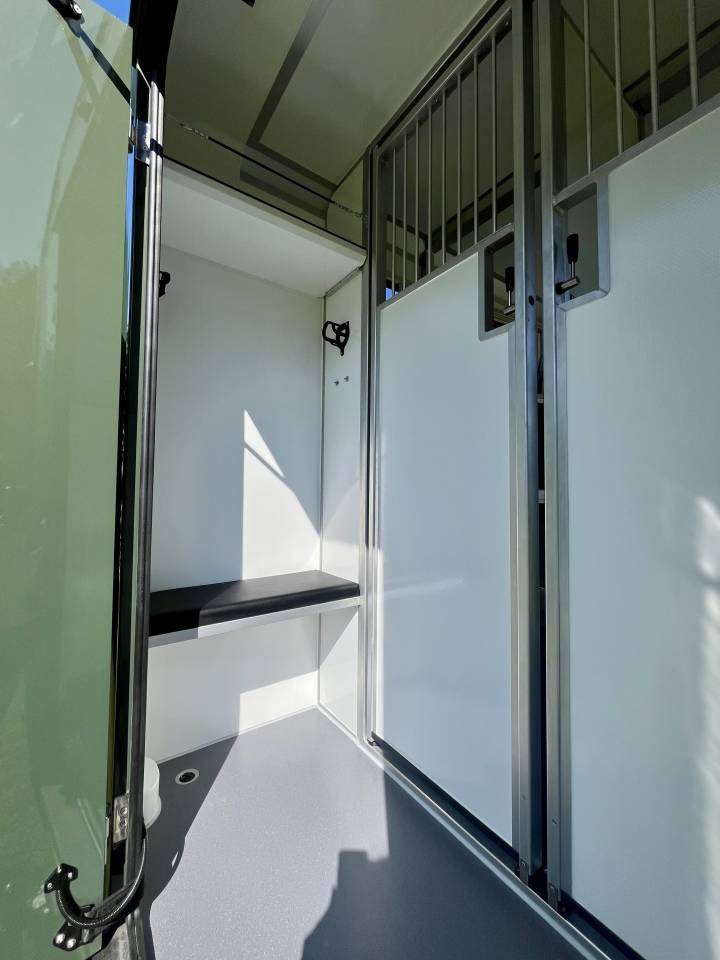 Van per Cavalli AKX  2026 Nuovo