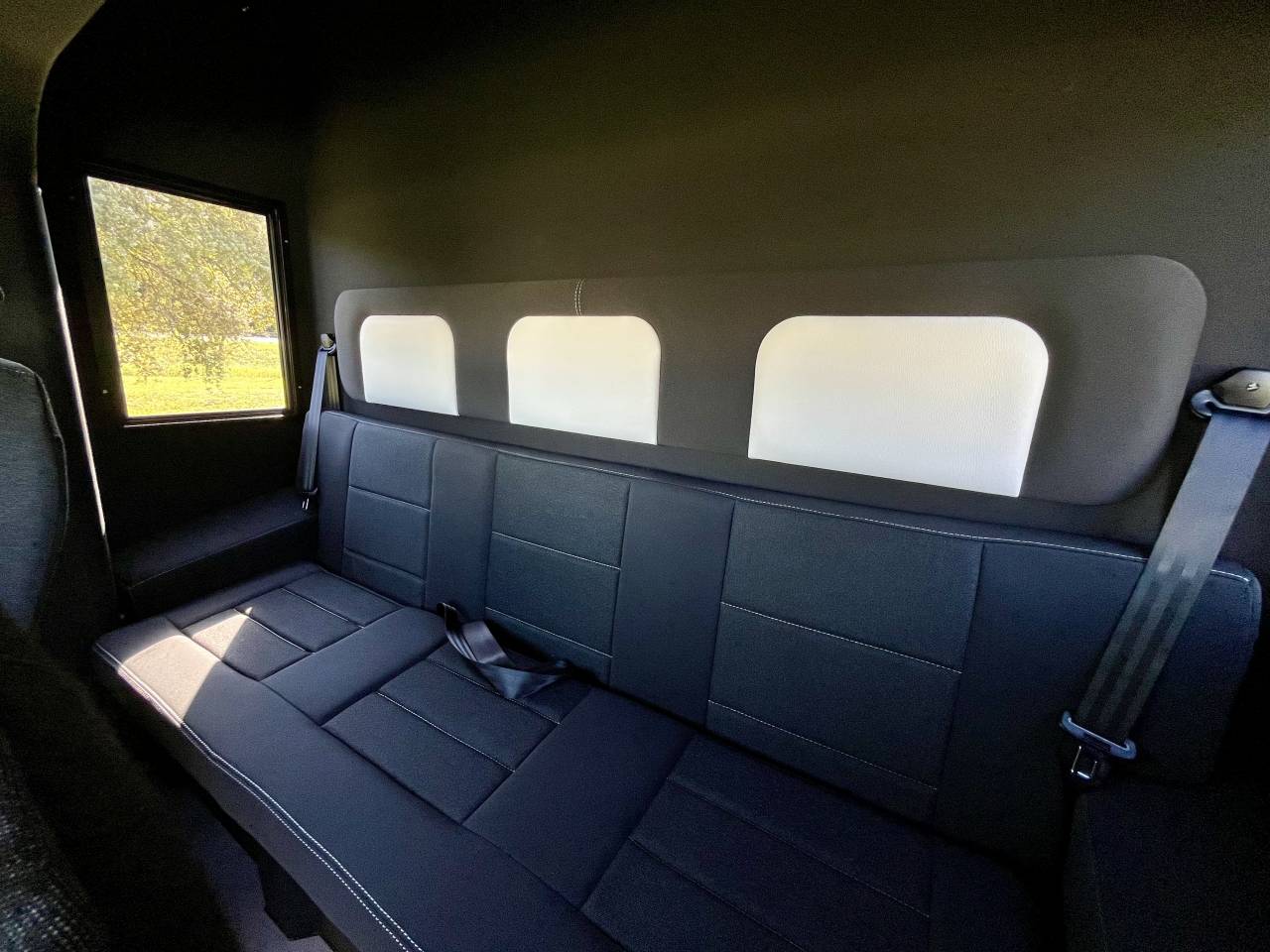 Van per Cavalli AKX  2026 Nuovo