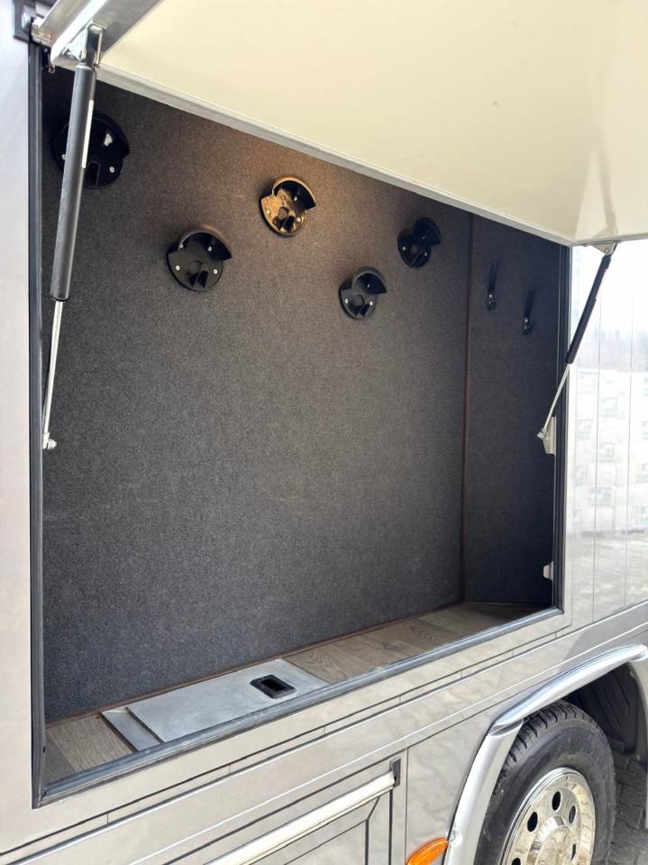 Camion per Cavalli Mercedes MERCEDES-BENZ 0 Occasione