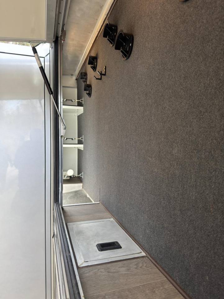 Camion per Cavalli Mercedes MERCEDES-BENZ 0 Occasione