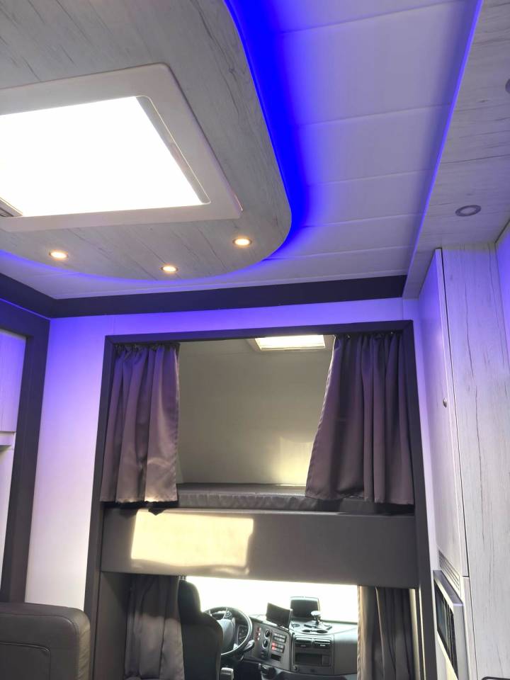 Camion per Cavalli Mercedes MERCEDES-BENZ 0 Occasione