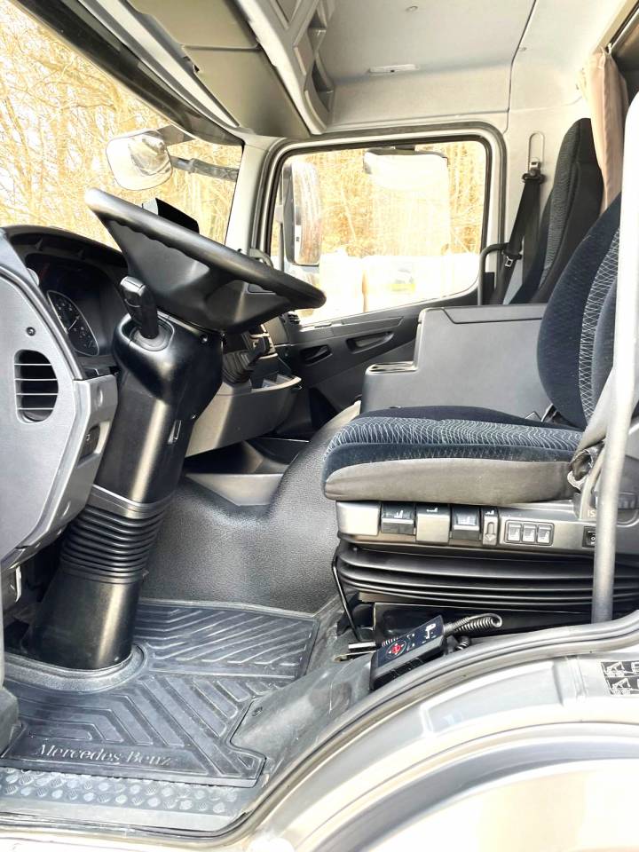 Camion per Cavalli Mercedes MERCEDES-BENZ 0 Occasione