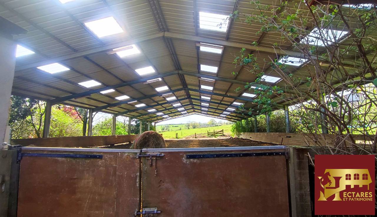 Propriet&agrave; equestre In vendita Allier
