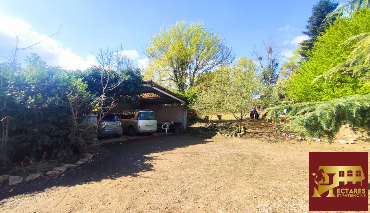 Propriet&agrave; equestre In vendita Allier