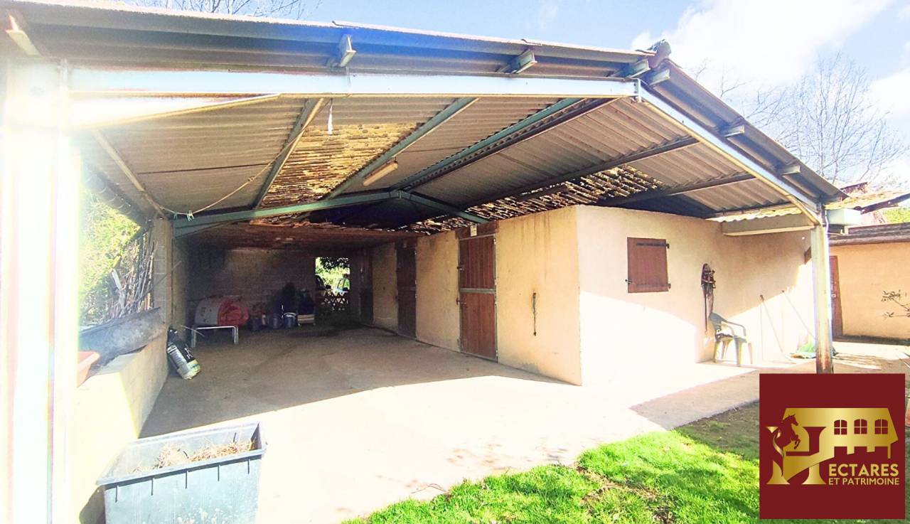 Propriet&agrave; equestre In vendita Allier