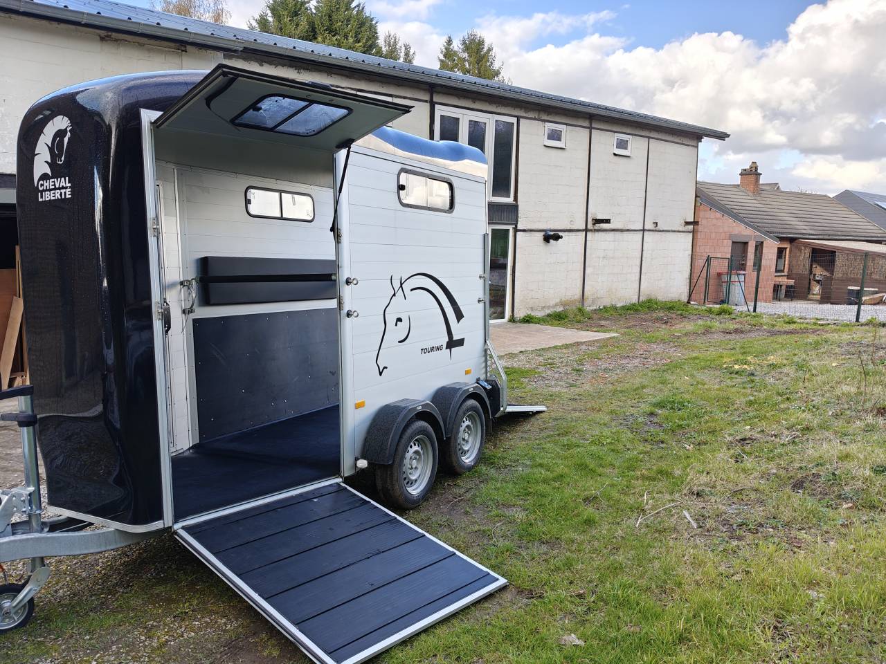 Trailer Cheval Libert&eacute; Touring ONE 1,5 Cavalli 2025 Occasione