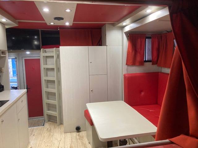 Camion per Cavalli Renault 44HH1 2011 Occasione