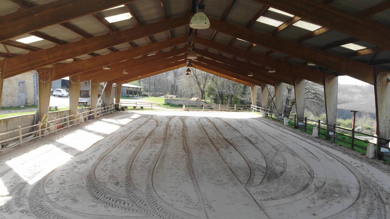 Propriet&agrave; equestre In vendita Dr&ocirc;me