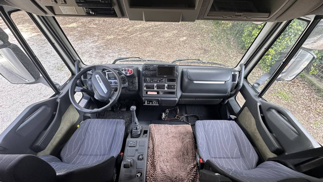 VAN IVECO OAKLEY 4 cavalli con living 