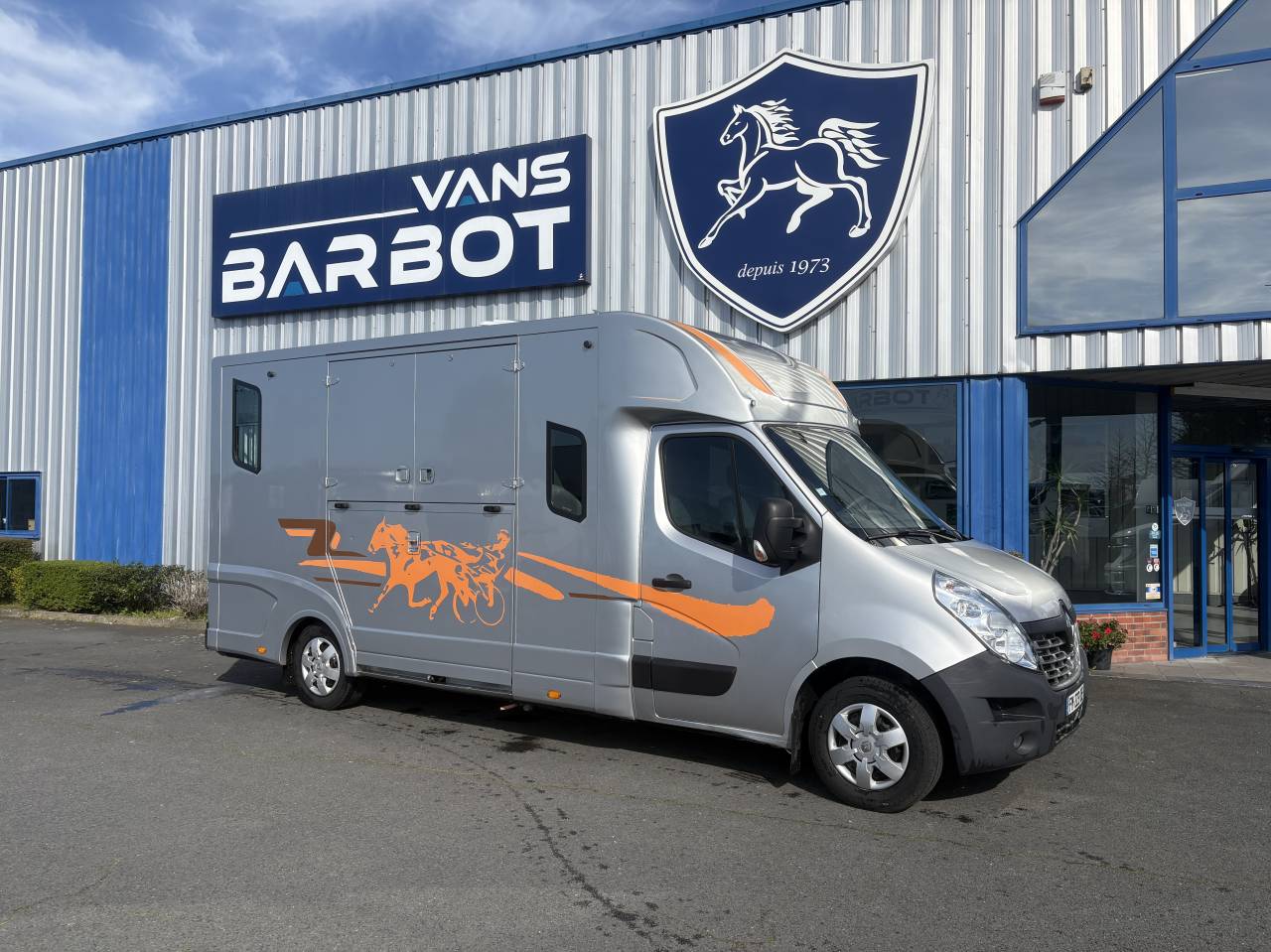 Van per Cavalli Theault STALLES  2019 Occasione