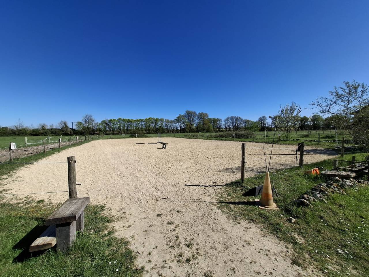 Propriet&agrave; equestre In vendita Maine-et-Loire