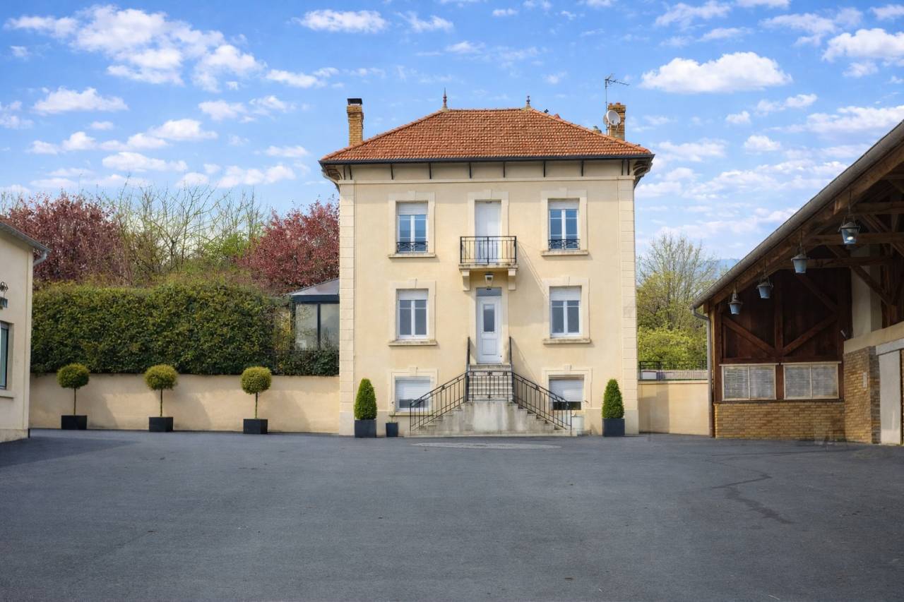 Propriet&agrave; equestre In vendita Ardennes