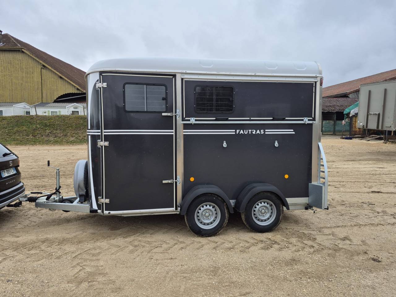 Trailer Fautras Oblic X2 2 Cavalli 2026 Nuovo