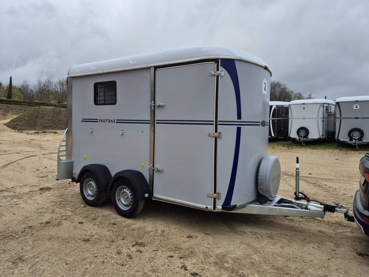 Trailer Fautras Oblic X2 2 Cavalli 2026 Nuovo