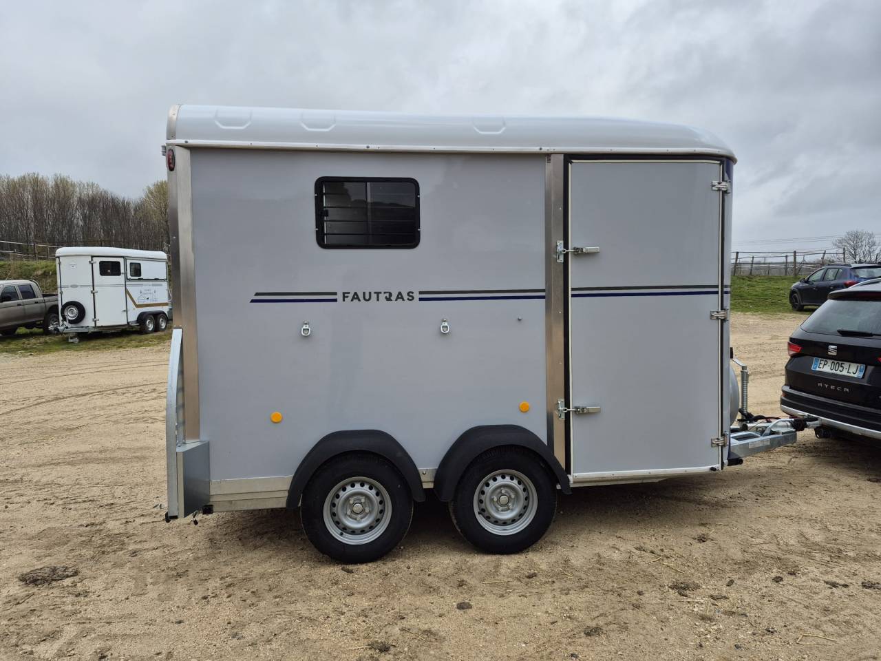 Trailer Fautras Oblic X2 2 Cavalli 2026 Nuovo