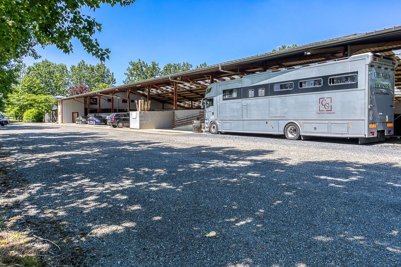 Scuderia per proprietari In vendita Hautes-Pyr&eacute;n&eacute;es