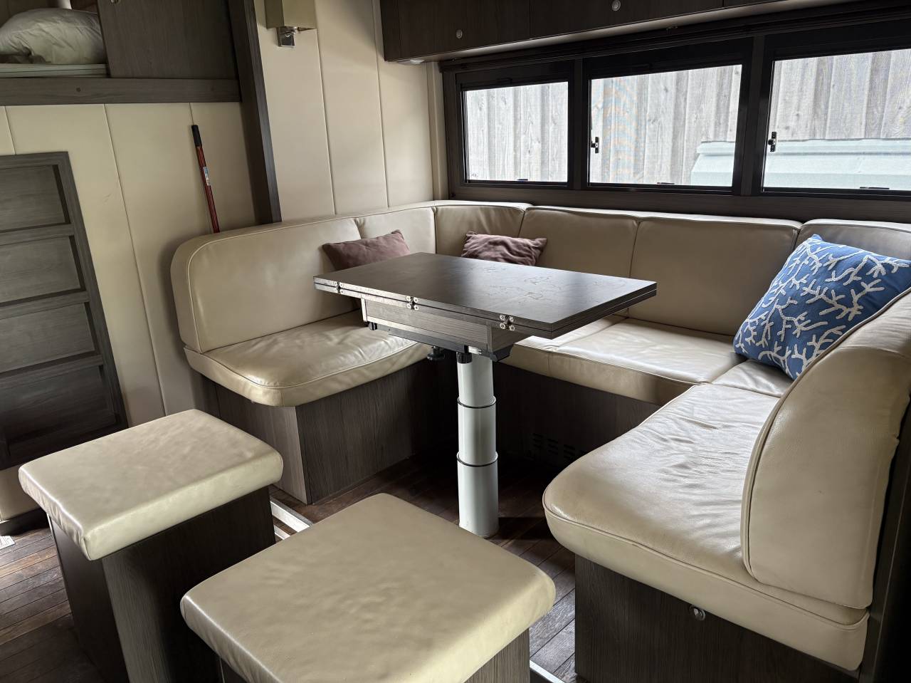 Camion per Cavalli Renault MAGNUM STX 2011 Occasione