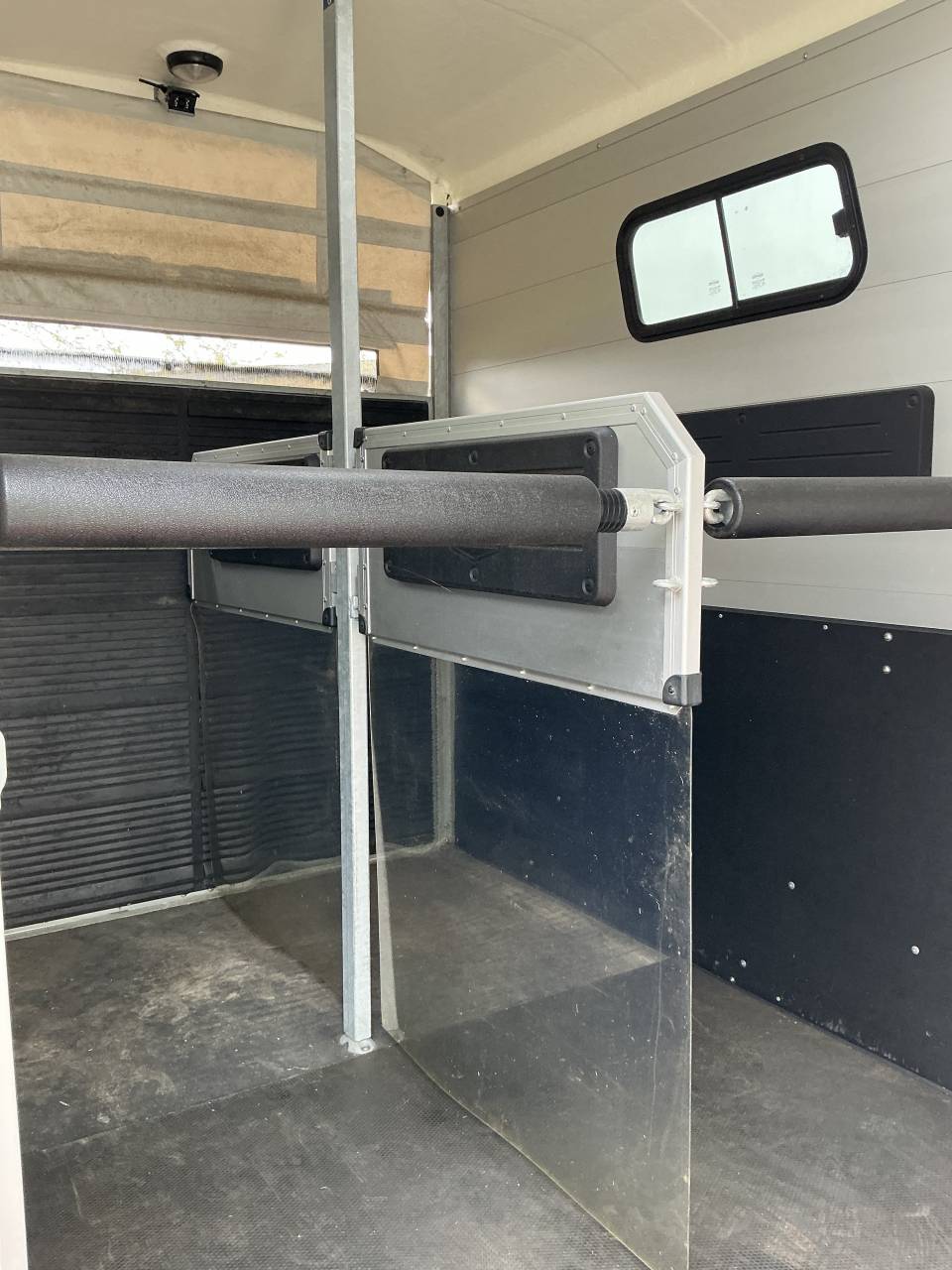 Trailer Bockmann PORTAX E 2 Cavalli 2021 Occasione