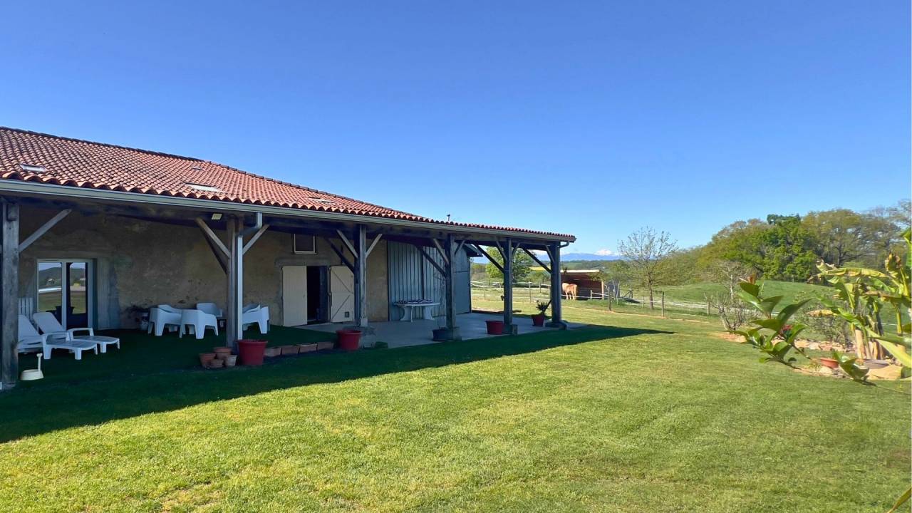 Propriet&agrave; equestre In vendita Haute-Garonne