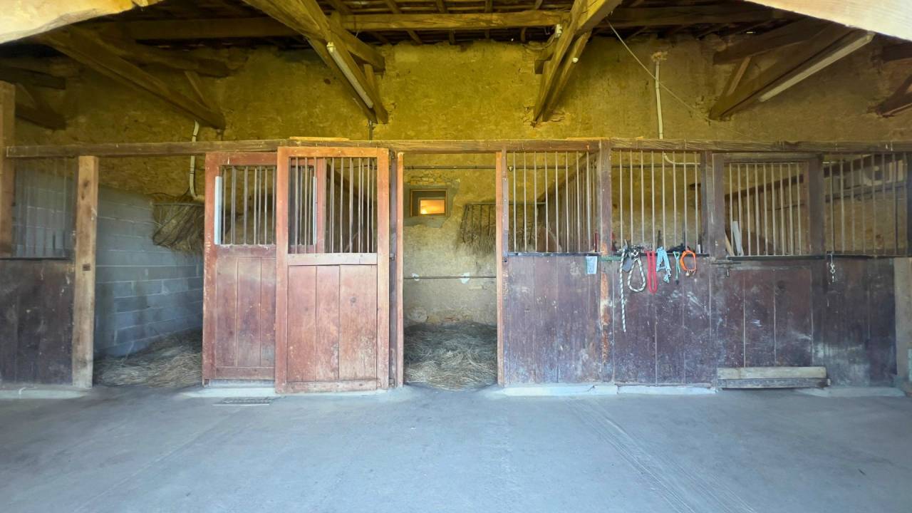 Propriet&agrave; equestre In vendita Haute-Garonne