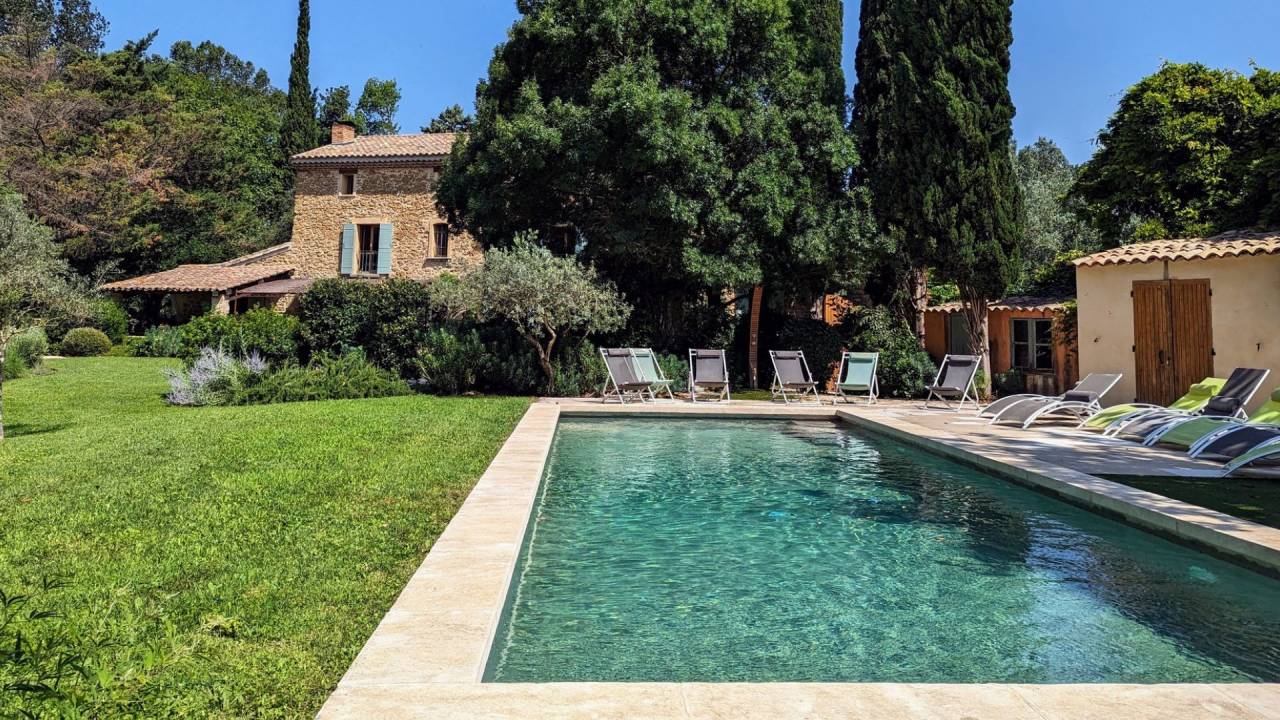 Propriet&agrave; equestre In vendita Vaucluse