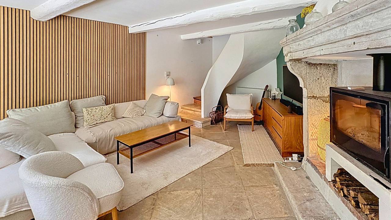 Propriet&agrave; equestre In vendita Vaucluse