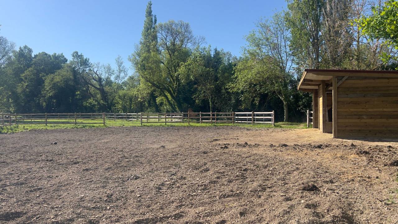 Propriet&agrave; equestre In vendita Vaucluse