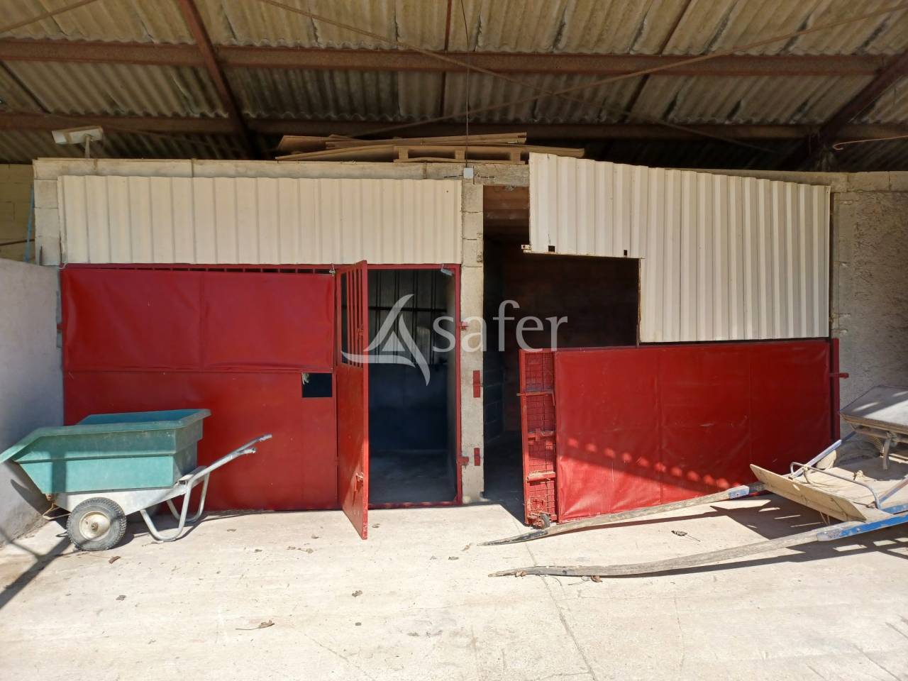 Propriet&agrave; equestre In vendita Charente