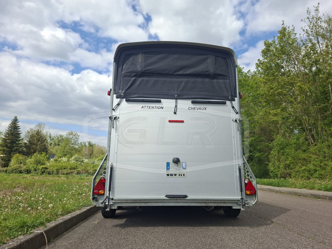 Trailer Cheval Libert&eacute; Multimax 2 Cavalli 2023 Occasione