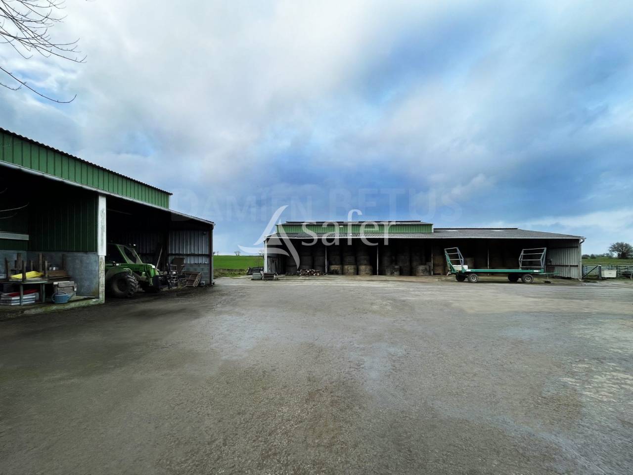 Azienda agricola In vendita Vend&eacute;e