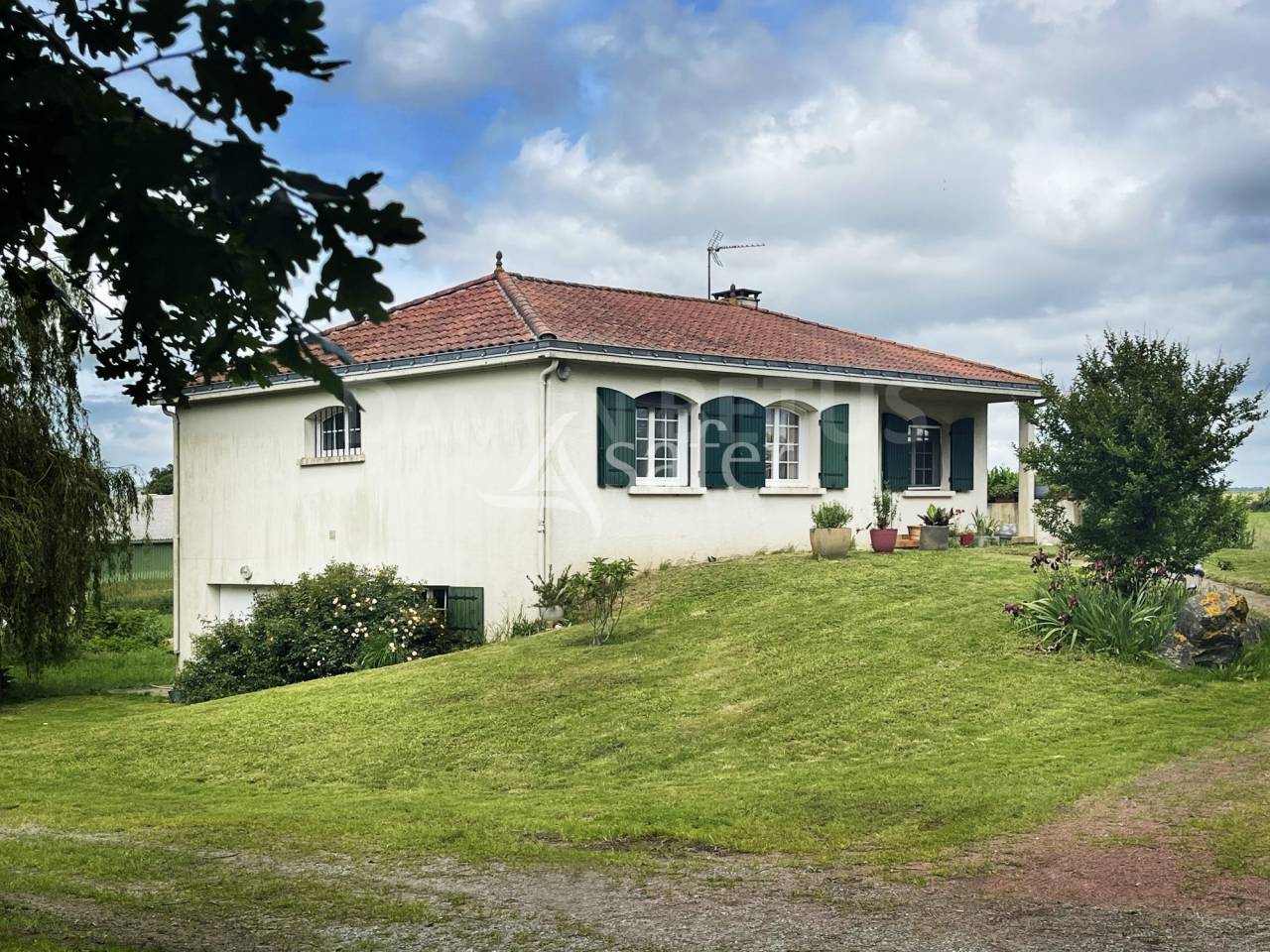 Azienda agricola In vendita Vend&eacute;e