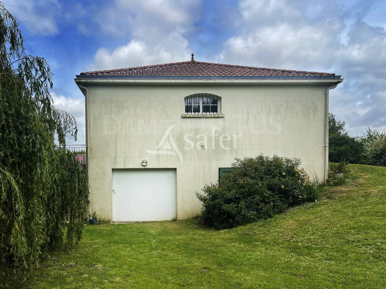 Azienda agricola In vendita Vend&eacute;e