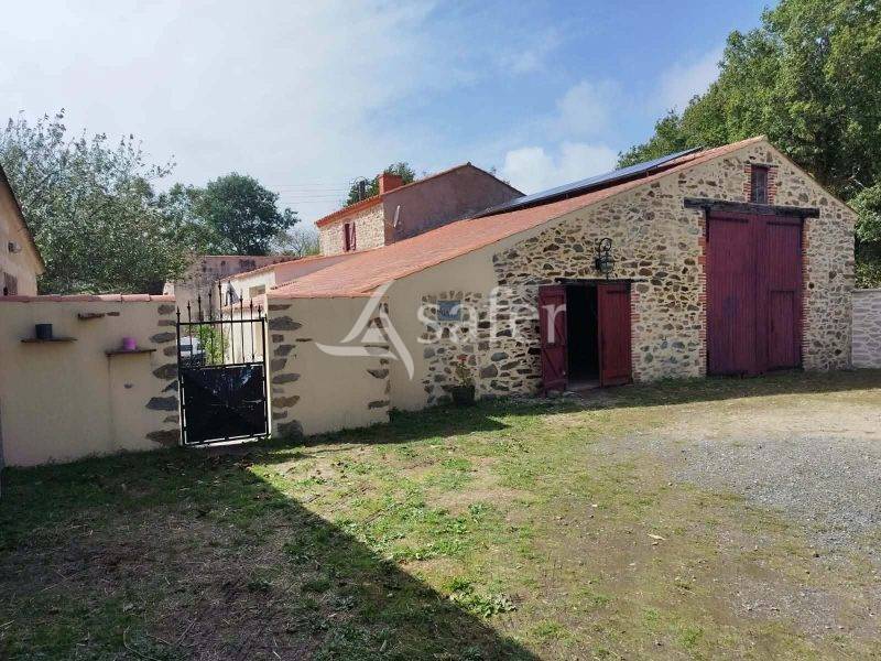 Azienda agricola In vendita Vend&eacute;e