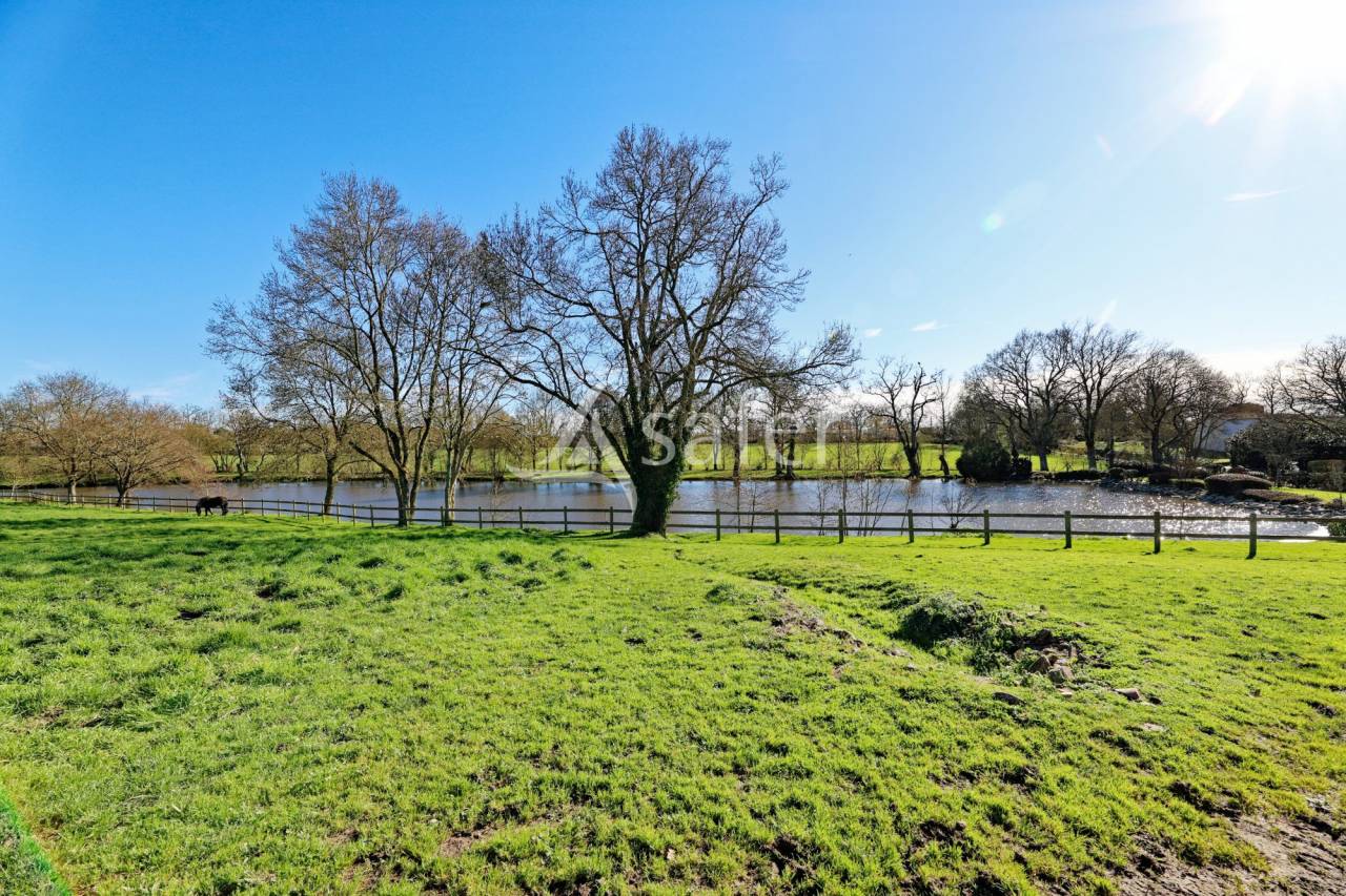 Propriet&agrave; equestre In vendita Vend&eacute;e