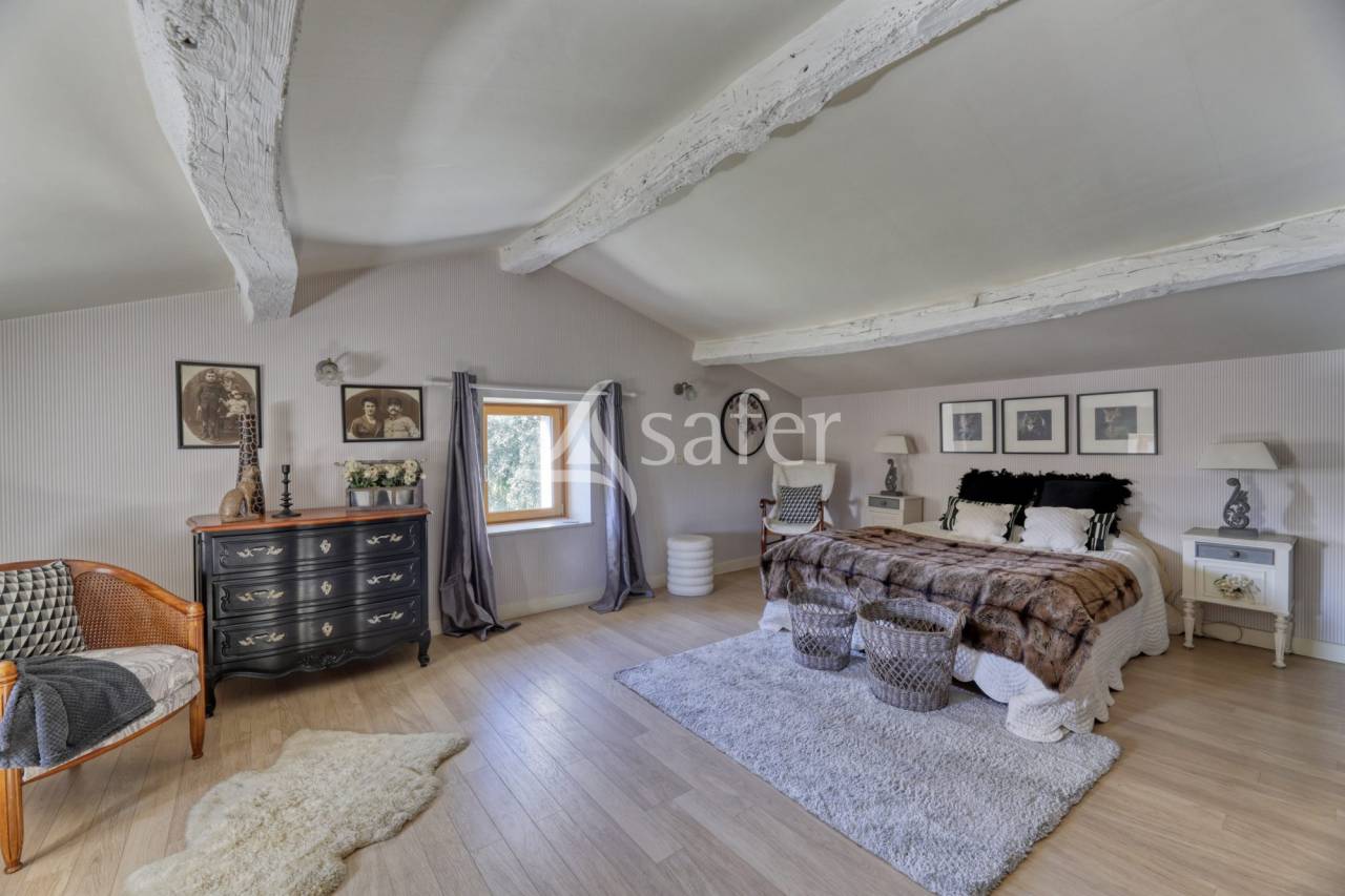 Propriet&agrave; equestre In vendita Vend&eacute;e