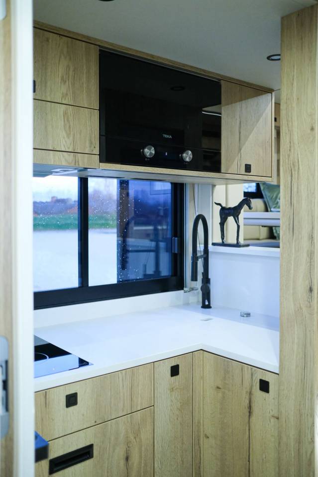Camion per Cavalli Volvo  2022 Occasione